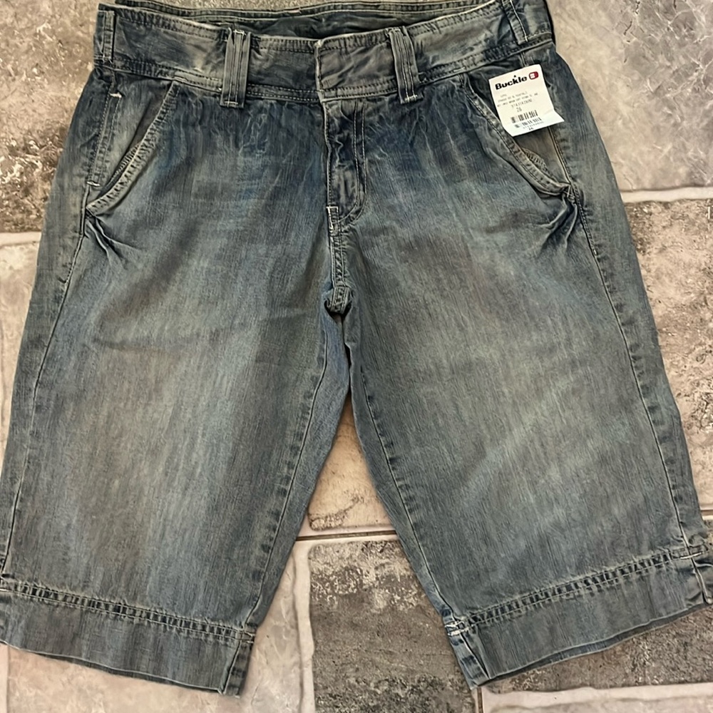 LUCKY BRAND Jean Shorts Dungarees Gene Montesano Womens Size 2/26 NWT